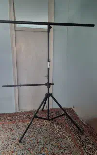 پایه T مخصوص نورپردازی
