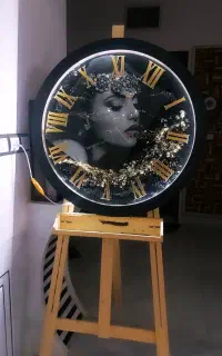 فروشی ساعت شبخواب بااعداد رومی/تلفیق سیاهقلم ورزین