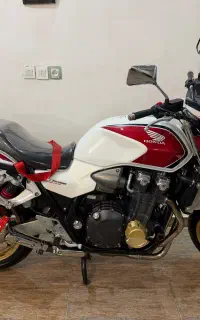 Cb1300 مدل 2013