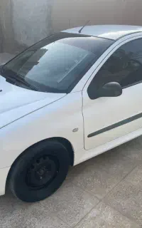 پژو ۲۰۶ تیپ ۲ مدل ۹۰