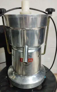 آب میوه گیری صنعتی هلال