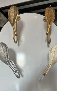 گل میخ پرده