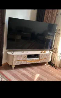 میز تی وی واینه کنسول