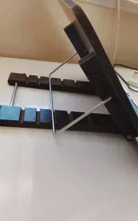 نگهداره کتاب مدل نومیز