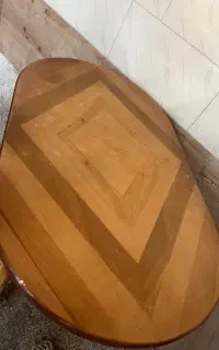 میز چوبی