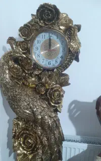 ساعت ایستاده
