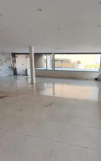 واحد 120ی متر تجاری فلت و پله‌خور دید و نمای مناسب