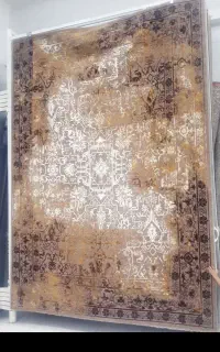دو عدد فرش 9 متری در حد نو