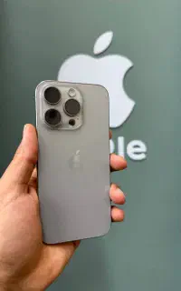 اپلiphone15pro256گیگابایت