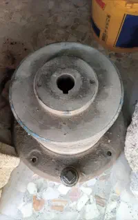 پمپ سر چاهی ۴اینچ سالم