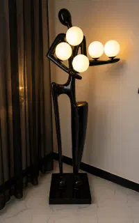 مجسمه چراغ‌دار مدرن و لوکس دکوری خاص و لاکچری