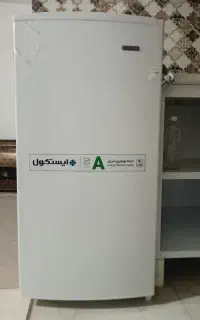 یخچال ۹فوت کوچیک