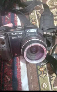 Canon PowerShot Pro1