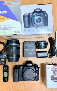 Canon 60D دوربین به همراه ۲ لنز حرفه‌ای