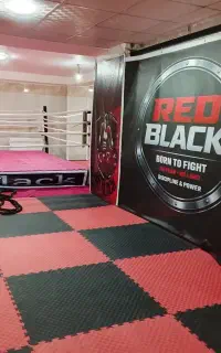 باشگاه ورزشیred black (ردبلک)