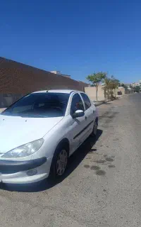 ۲۰۶ مدل ۹۹