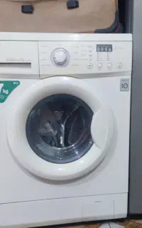 لباس شویی الجی درحد نو