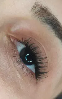 آف خدمات خال برداری و کاشت مژه هیدن‌ بانوان