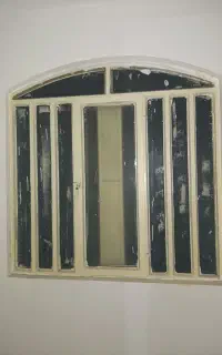 درب و پنجره فلزی