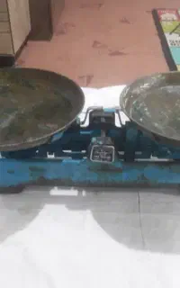 ترازو عتیقه