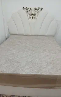 تخت دونفره