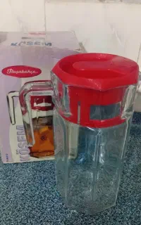 دوعددپارچ شیشه ای وچینی