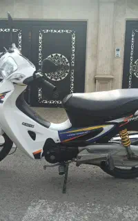 موتورسیکلت بی کلاج کویر رادیسون
