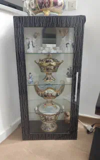 ویترین کابینتی