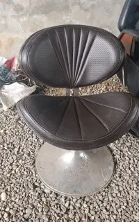 صندلی چرخشی آرایشگاهی