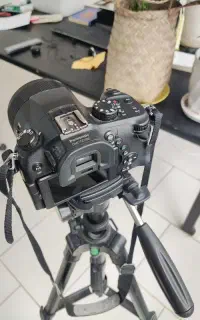 دوربین 4K Panasonic Lumix FZ 1000