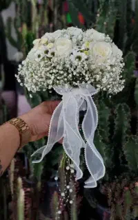 دسته گل مخلوط سفید