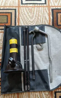 جک پیچی فابریک خودروی تویوتا هایلوکس