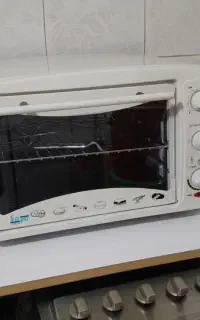 توستر سایا