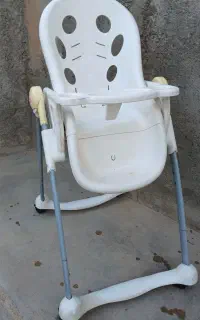 صندلی کودک