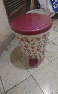 سطل ۲۰ لیتری پدالی