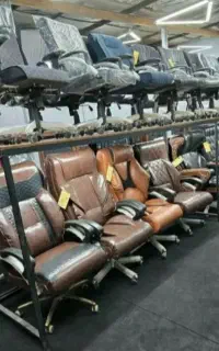 صندلی اداری در رنگ و طرح متفاوت