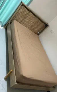 تخت ۱.۲