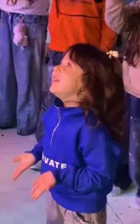 نگهداری کودک در خانه