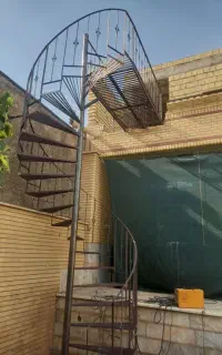 ساخت پله گرد درب ویلا درب خانه
