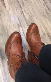 نیم بوت چرم دستدوز برند کرمانی