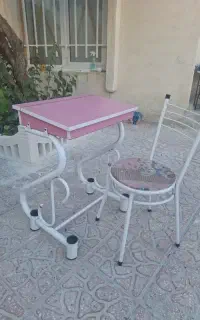 میز تحریر و صندلی