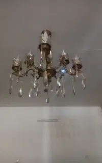 لوستر فروشی