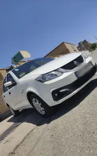 ساینا S  دوگانه کارخانه کارمندی