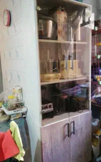فروش کمد فلزی با درب شیشه ای فریم لس توافقی