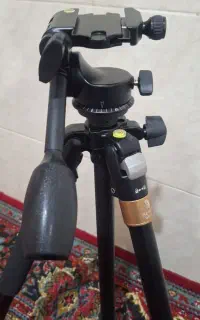 پایه دوربین عکاسی