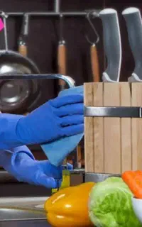 نیازمند نظافت چی خانوم