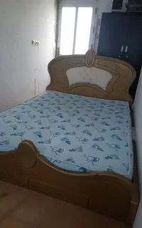 تخت خواب دونفره چوبی دست دوم