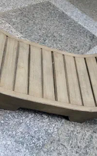 صندلی نزده ای چوبی
