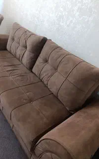 یک عدد لباسشویی با یک دست مبل هفت نفره