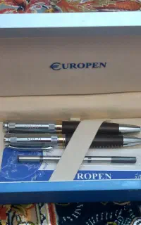 خودکار چرم مارک ال سی من UROPEN